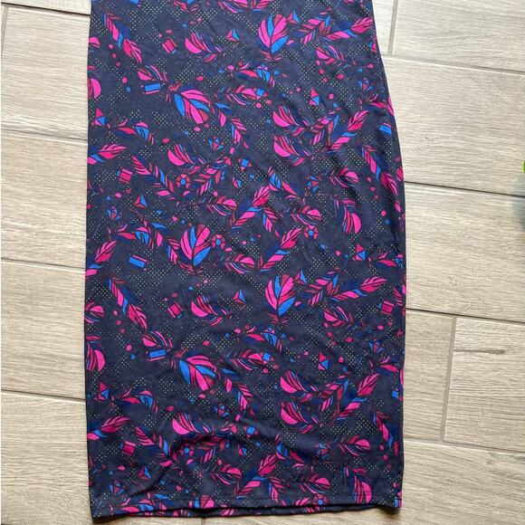 LuLaRoe Women's Dress Julia Bodycon Fuschia Teal Feather Print Size XXSmall EUC - Picture 10 of 12